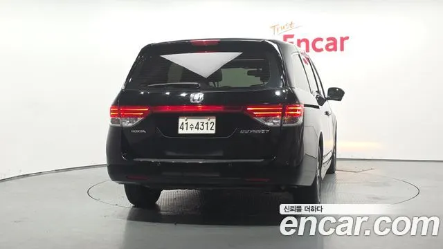 HONDA ODYSSEY 2015 — 172 132 км, чёрный, Корея — под ключ — фото 4