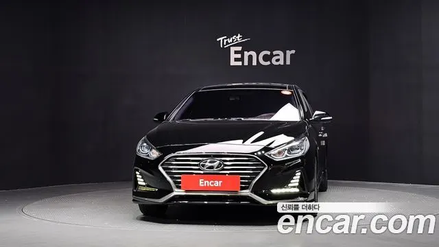 HYUNDAI SONATA HYBRID 2019 — 156 393 км, чёрный, Корея — под ключ — фото 3