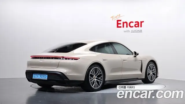 PORSCHE TAYCAN — из Кореи под ключ