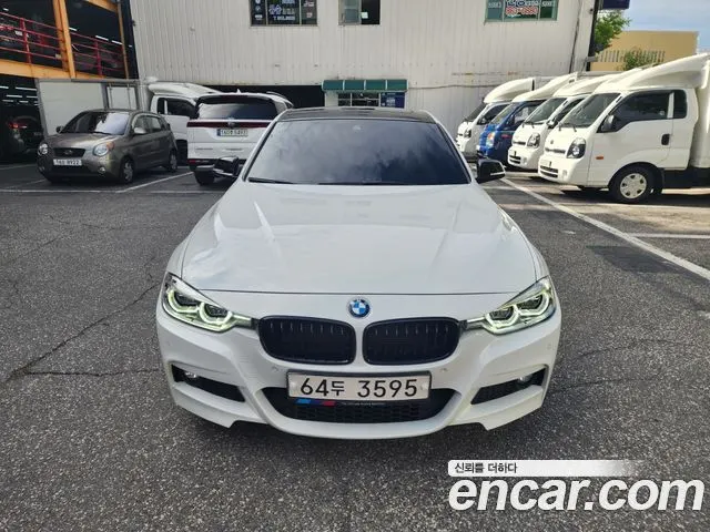 BMW 3 SERIES 2018 — 107 000 км, белый, Корея — под ключ — фото 3