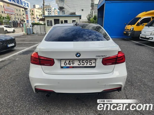 BMW 3 SERIES 2018 — 107 000 км, белый, Корея — под ключ — фото 6
