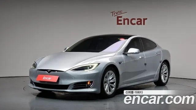TESLA MODEL S 2017