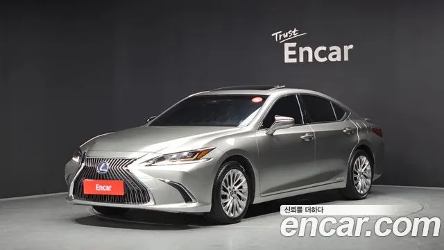 LEXUS ES300H — из Кореи под ключ
