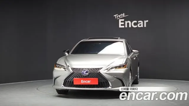 LEXUS ES300H 2021 — 111 391 км, светло-золотистый, Корея — под ключ — фото 3