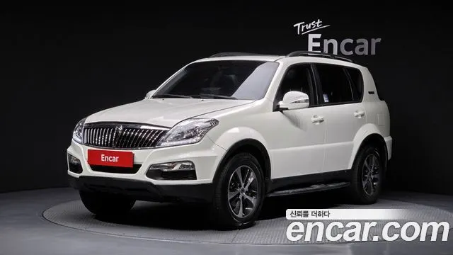 KGM REXTON W 2015