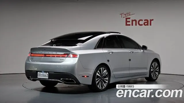 LINCOLN MKZ 2017 — 122 608 км, серебристо-серый, Корея — под ключ — фото 2