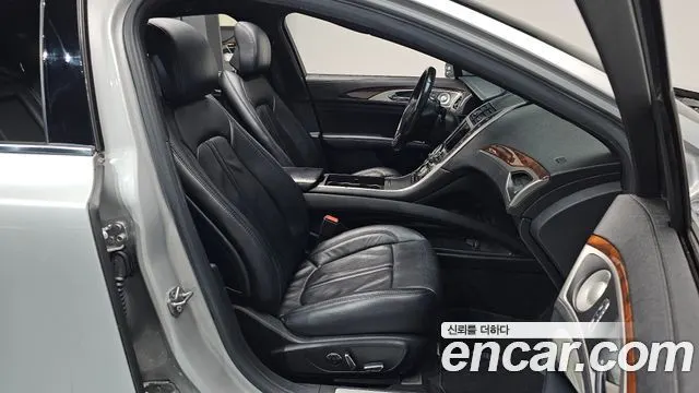 LINCOLN MKZ 2017 — 122 608 км, серебристо-серый, Корея — под ключ — фото 12
