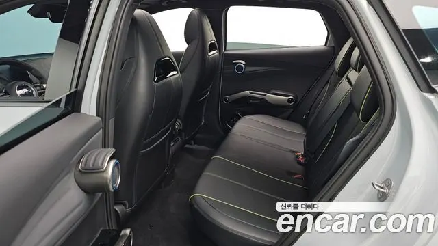 BYD 아토 3 2025 — 20 597 км, серебристо-серый, Корея — под ключ — фото 11
