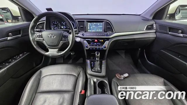 HYUNDAI AVANTE 2016 — 95 444 км, белый-перламутр, Корея — под ключ — фото 7