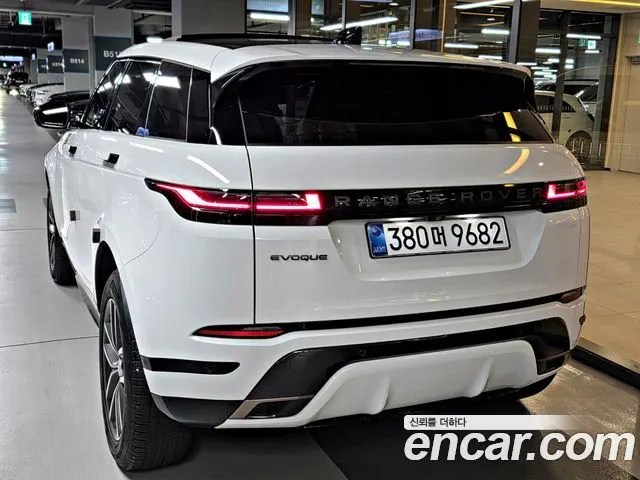 LAND ROVER RANGE ROVER EVOQUE 2025 — 18 174 км, белый, Корея — под ключ — фото 5