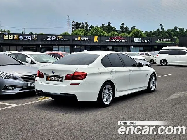 BMW 5 SERIES 2016 — 98 000 км, белый, Корея — под ключ — фото 3