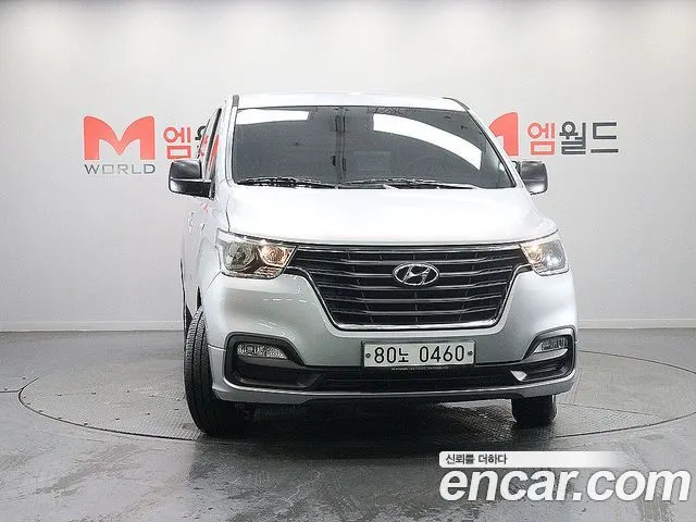 HYUNDAI GRAND STAREX 2020 — 61 674 км, серебристый, Корея — под ключ — фото 2