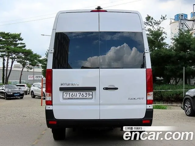 HYUNDAI SOLATI 2018 — 173 200 км, белый, Корея — под ключ — фото 3
