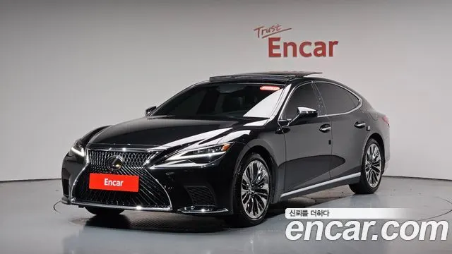 LEXUS LS500 2022