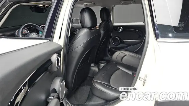 MINI COOPER D 2016 — 51 462 км, белый-перламутр, Корея — под ключ — фото 11