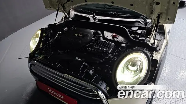 MINI COOPER D 2016 — 51 462 км, белый-перламутр, Корея — под ключ — фото 6