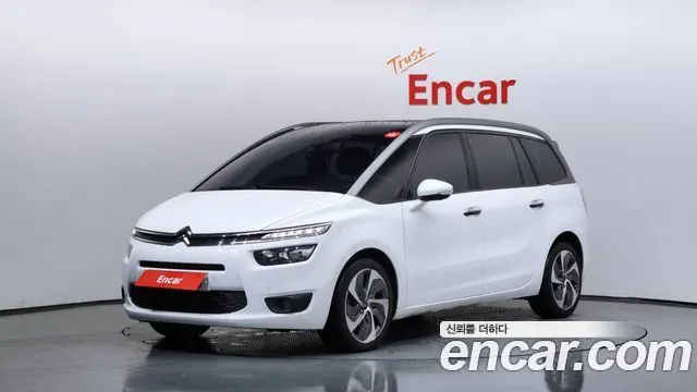 CITROEN GRAND C4 PICASSO 2015 — 114 279 км, белый, Корея — под ключ — фото 1