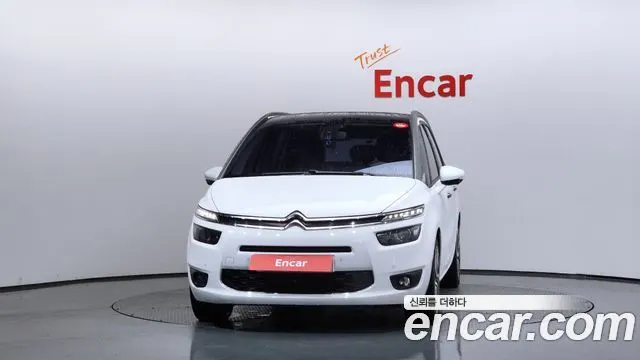 CITROEN GRAND C4 PICASSO 2015 — 114 279 км, белый, Корея — под ключ — фото 3