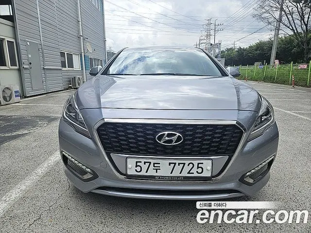 HYUNDAI SONATA HYBRID 2015 — 103 100 км, Корея — под ключ — фото 11