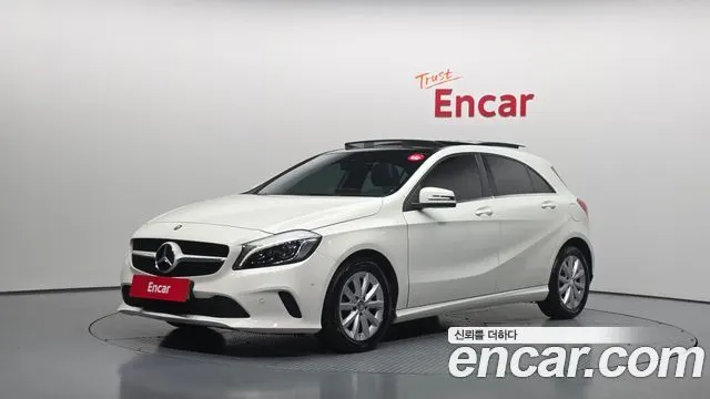 MERCEDES-BENZ A-CLASS W176 2017