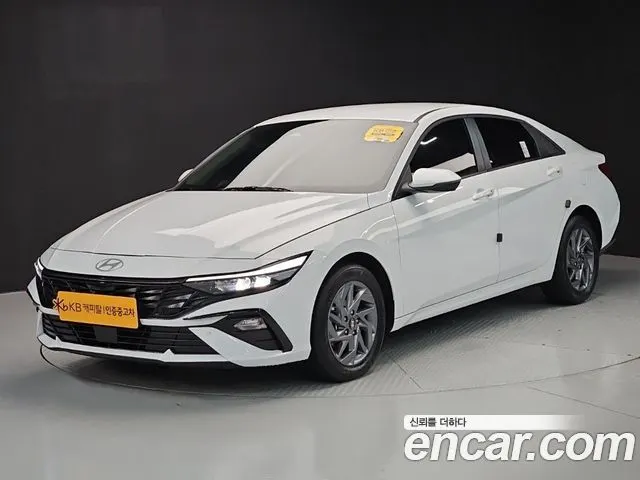 HYUNDAI AVANTE HYBRID 2025