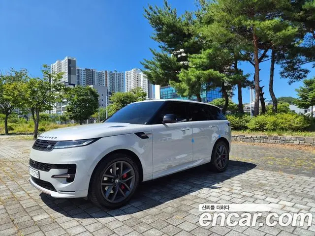 LAND ROVER RANGE ROVER SPORT 2023 — 56 000 км, серебристо-серый, Корея — под ключ — фото 1