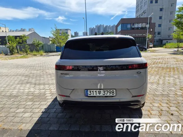 LAND ROVER RANGE ROVER SPORT 2023 — 56 000 км, серебристо-серый, Корея — под ключ — фото 4
