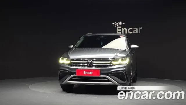 VOLKSWAGEN TIGUAN ALLSPACE 2023 — 106 763 км, серебристо-серый, Корея — под ключ — фото 3