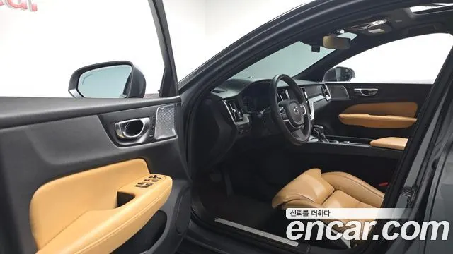 VOLVO V60 CROSS COUNTRY 2019 — 76 698 км, серый, Корея — под ключ — фото 10
