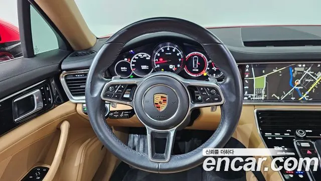 PORSCHE PANAMERA 2019 — 70 900 км, красный, Корея — под ключ — фото 12