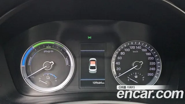 HYUNDAI SONATA HYBRID 2018 — 109 664 км, чёрный, Корея — под ключ — фото 8