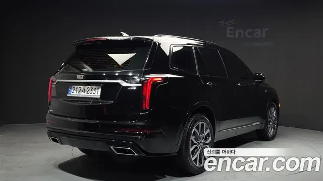 CADILLAC XT6 2023 — 34 699 км, чёрный, Корея — под ключ — фото 2
