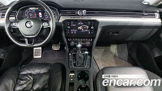 VOLKSWAGEN ARTEON 2019 — 130 751 км, серебристо-серый, Корея — под ключ — фото 7