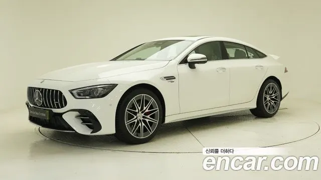MERCEDES-BENZ AMG GT 2025