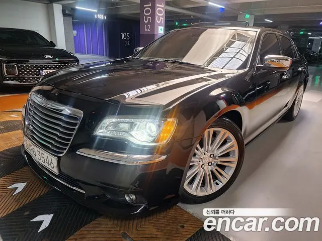 CHRYSLER 300C 2013