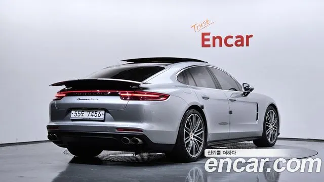 PORSCHE PANAMERA 2018 — 136 410 км, серебристо-серый, Корея — под ключ — фото 2