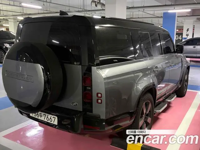 LAND ROVER DEFENDER 2023 — 23 900 км, серебристо-серый, Корея — под ключ — фото 5