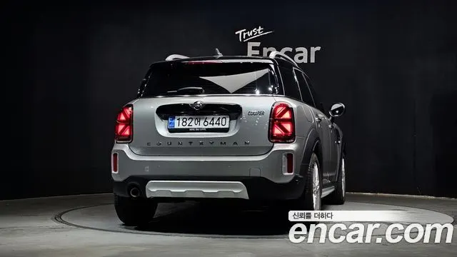 MINI COOPER COUNTRYMAN 2023 — 22 161 км, серебристо-серый, Корея — под ключ — фото 4