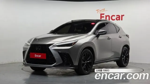 LEXUS NX450H+ 2025