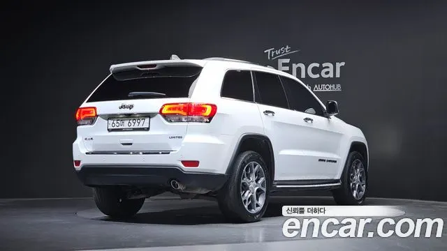 JEEP GRAND CHEROKEE — из Кореи под ключ