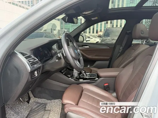 BMW X3 2023 — 21 871 км, светло-серебристый, Корея — под ключ — фото 7