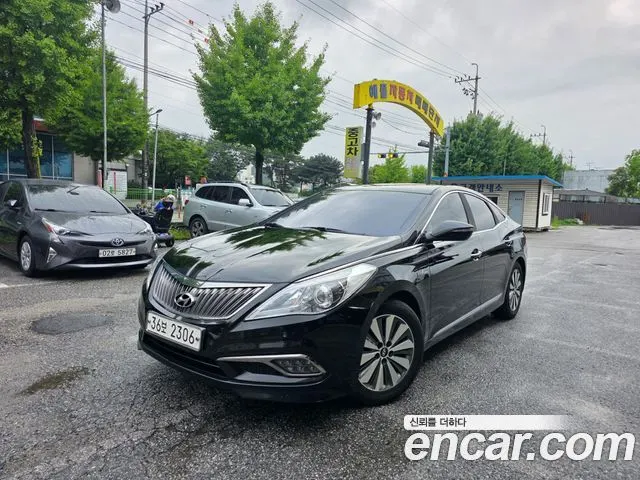 HYUNDAI GRANDEUR HYBRID 2016 — 151 137 км, чёрный, Корея — под ключ — фото 12