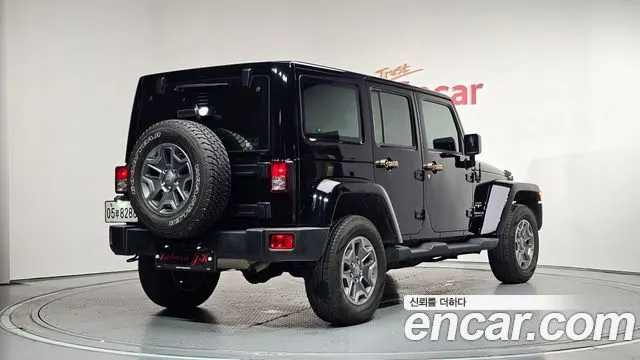 JEEP WRANGLER (JK) 2017 — 73 823 км, чёрный, Корея — под ключ — фото 2