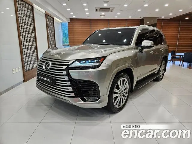 LEXUS LX 2025