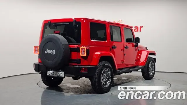 JEEP WRANGLER (JK) 2015 — 123 579 км, красный, Корея — под ключ — фото 2