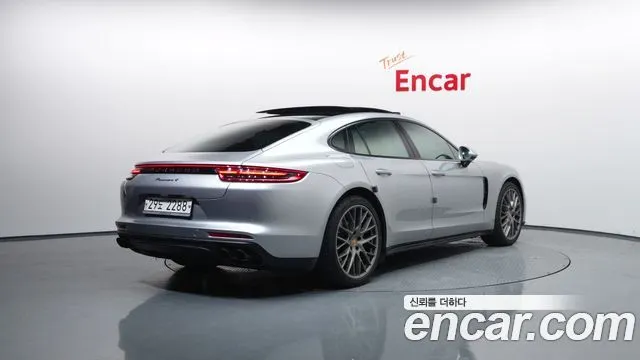PORSCHE PANAMERA 2018 — 98 351 км, серебристо-серый, Корея — под ключ — фото 2