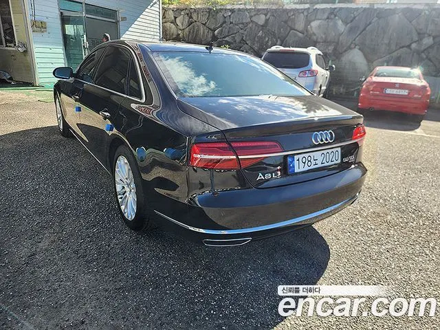 AUDI A8 2015 — 179 000 км, чёрный, Корея — под ключ — фото 7