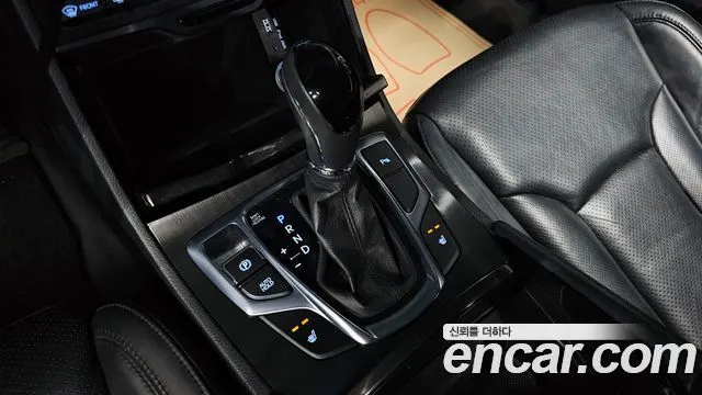 HYUNDAI GRANDEUR HYBRID 2016 — 171 973 км, серебристо-серый, Корея — под ключ — фото 9