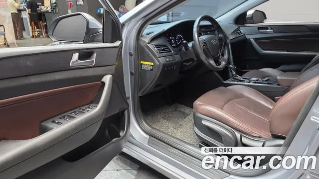 HYUNDAI SONATA 2017 — 136 186 км, серебристо-серый, Корея — под ключ — фото 10