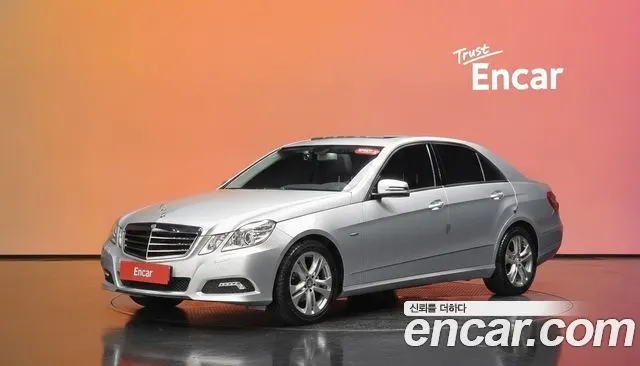 MERCEDES-BENZ E-CLASS W212 2010 — 21 097 км, серебристый, Корея — под ключ — фото 2